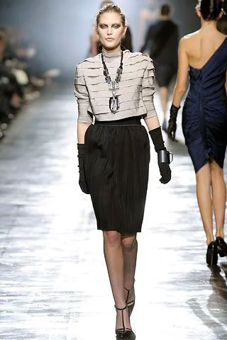 Look 30
